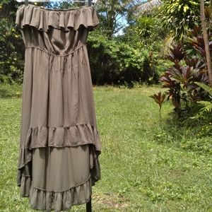 HOT TOPIC Long Asymmetrical Strapless Green Dress